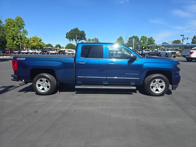 2017 Chevrolet Silverado 1500 — rear three-quarter view