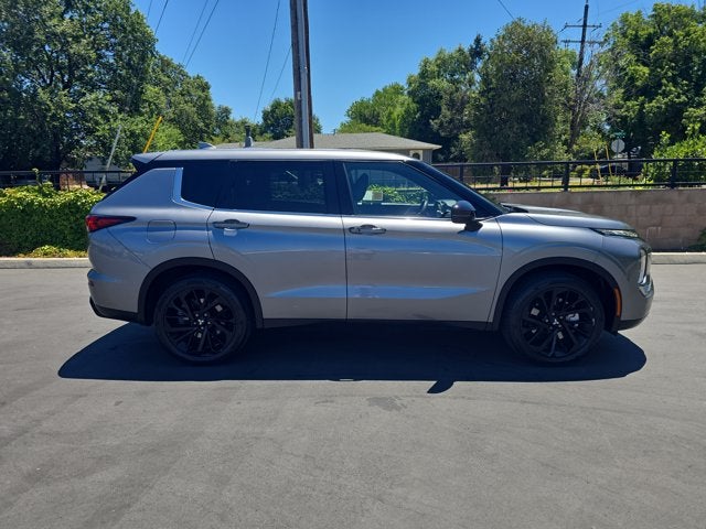 2022 Mitsubishi Outlander — rear three-quarter view